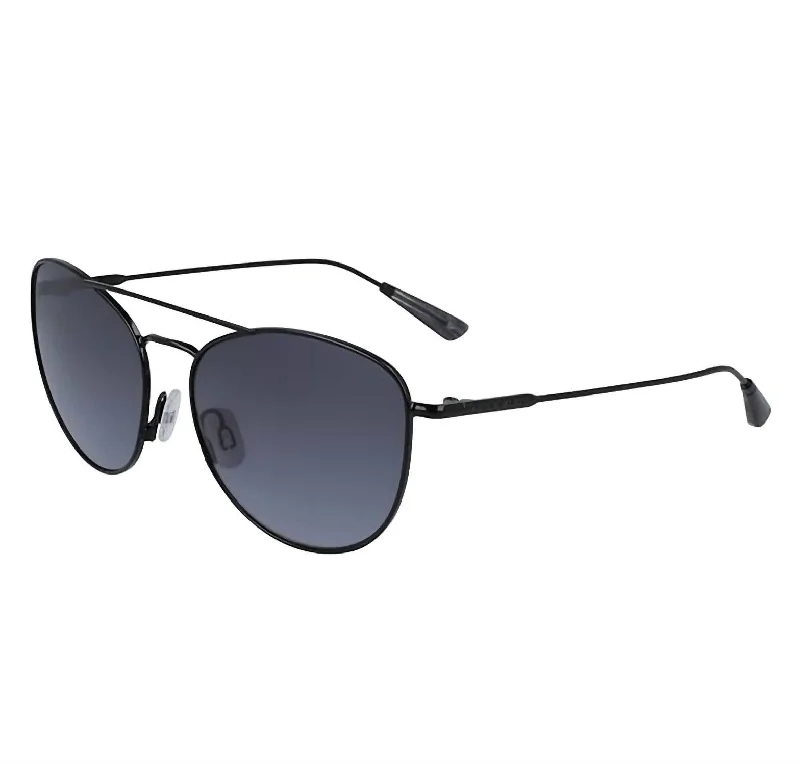 Women's Ak7057 Pilot Sunglasses In Black With Grey Gradient